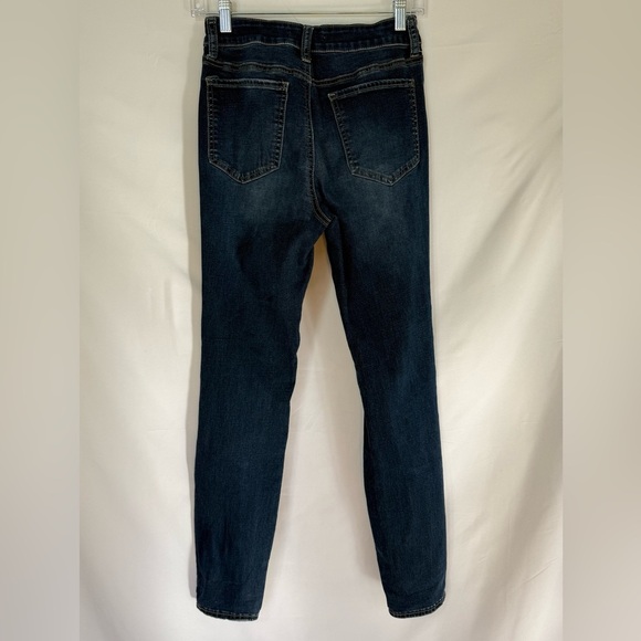 SO High Rise Skinny Distressed Jeans – Size 7/28W - Picture 3 of 5